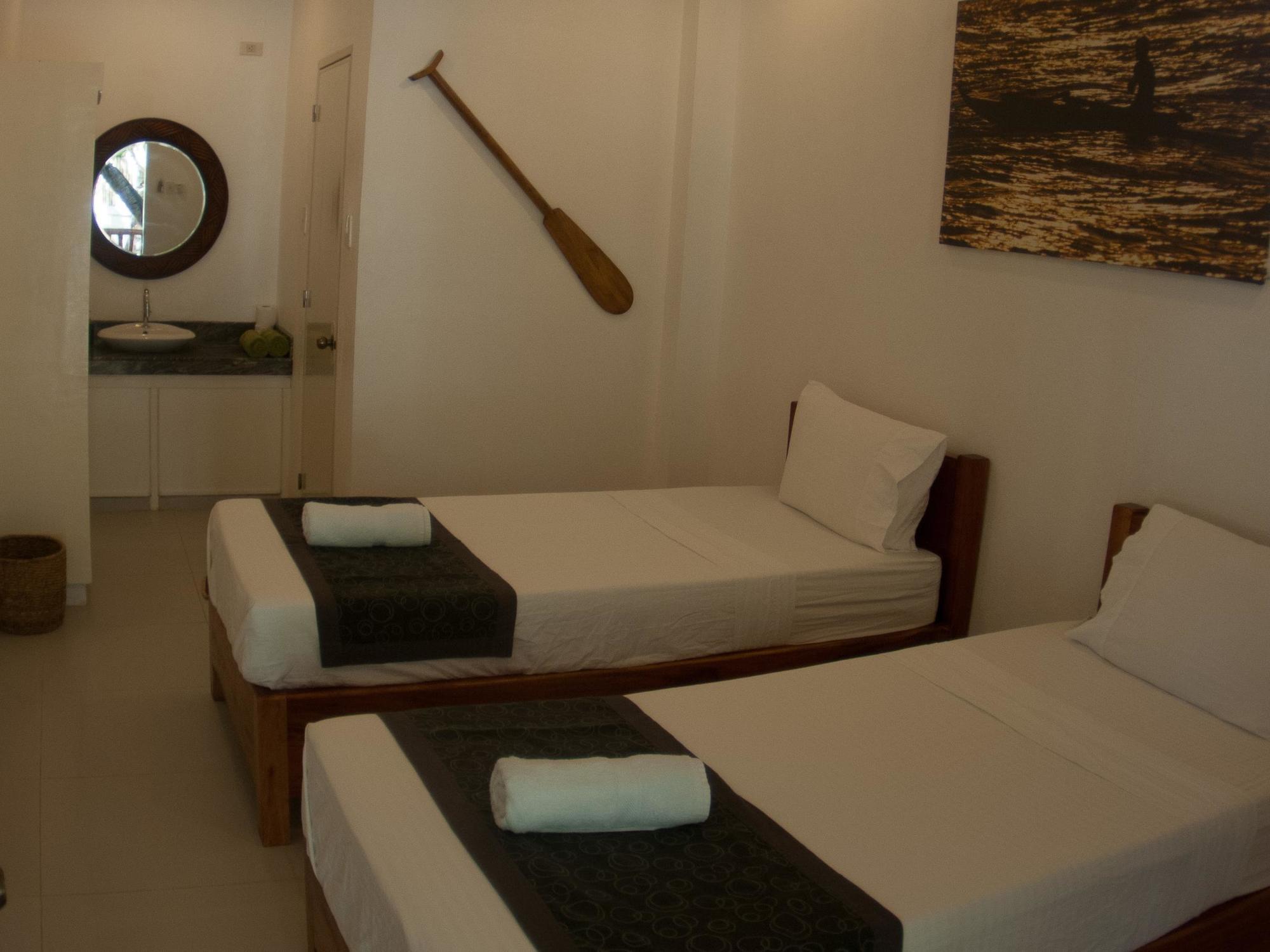 Evolution Dive And Beach Resort Logon Exterior photo